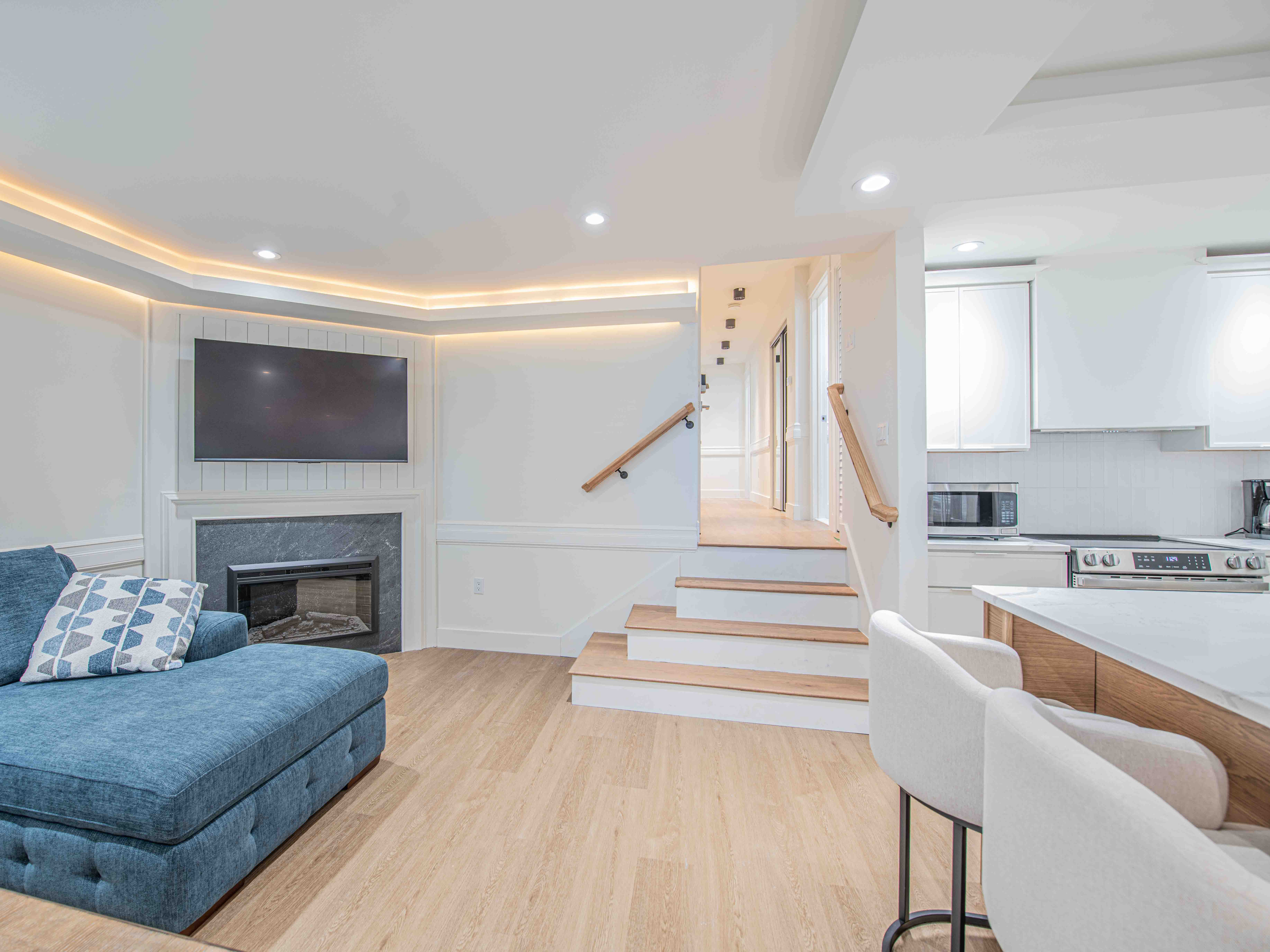 Main Living Area & Stairs