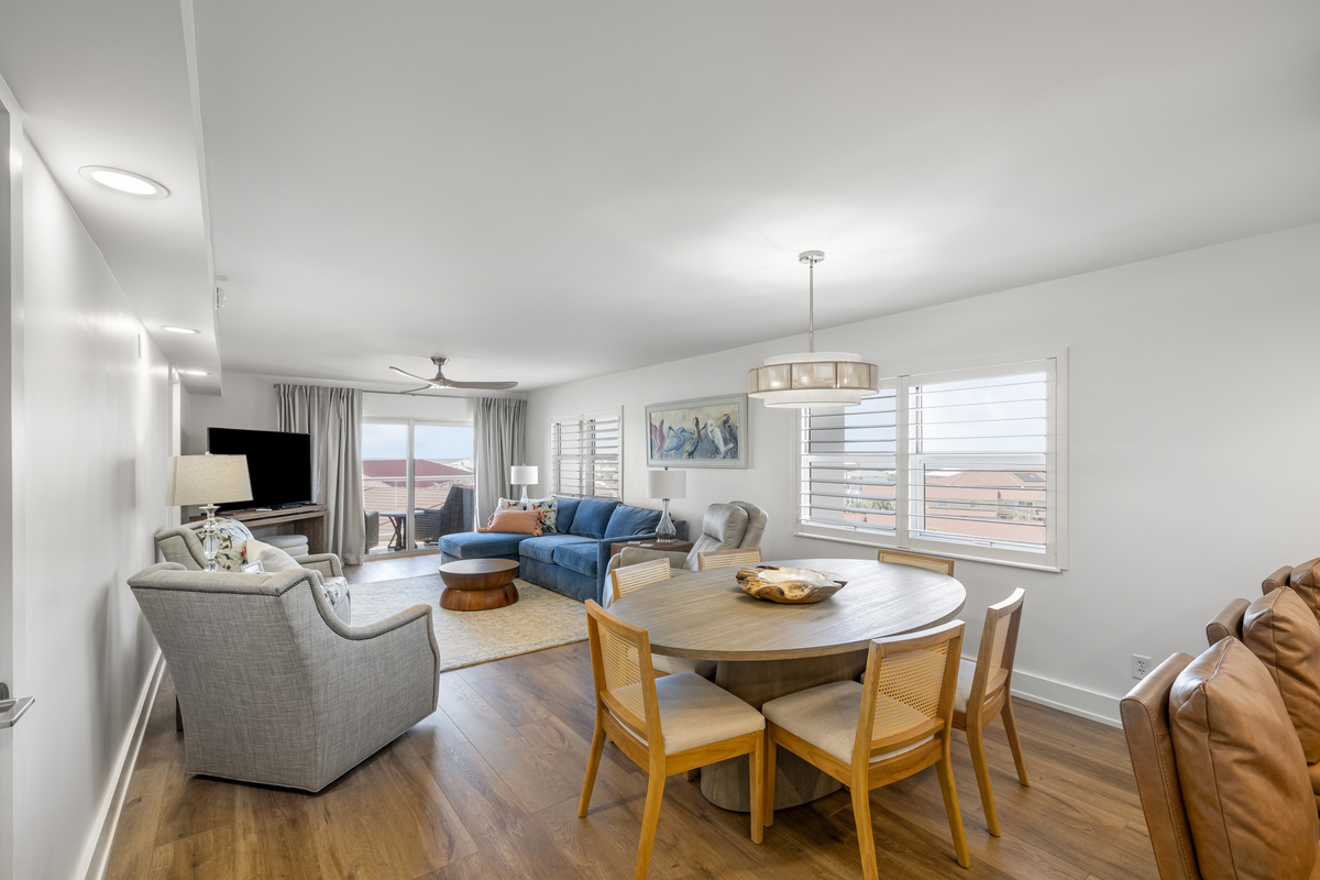Open Concept Dining/Living Room