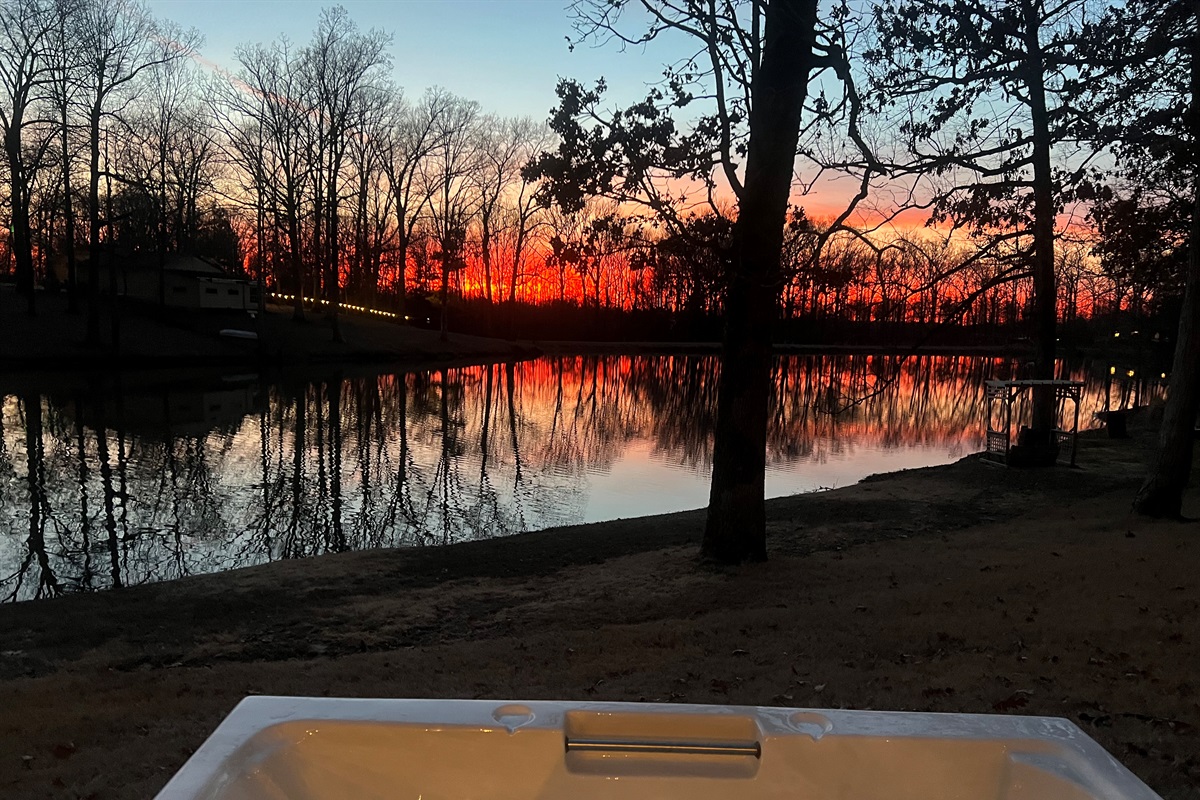 Breathtaking sunsets from the hot tub!