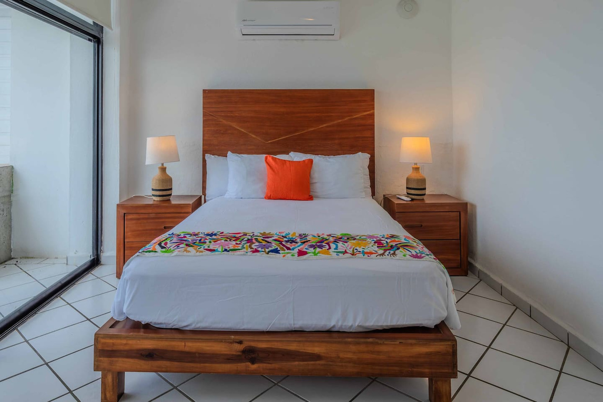 Master Bedroom Queen Bed Cama Queen