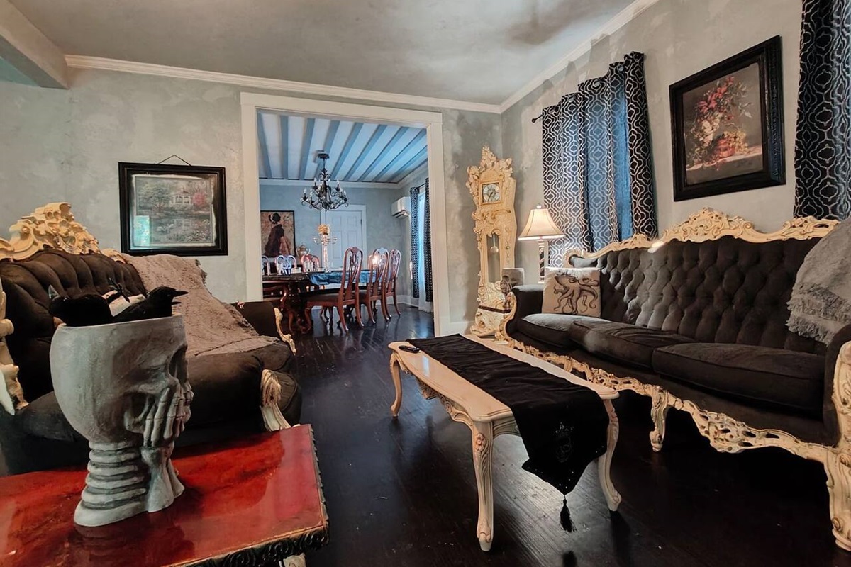 The Vampire's Den Downtown Big House