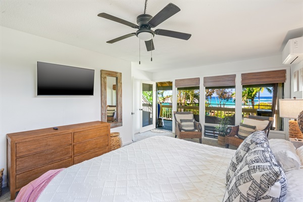 Master bedroom with private covered lanai and ocean view