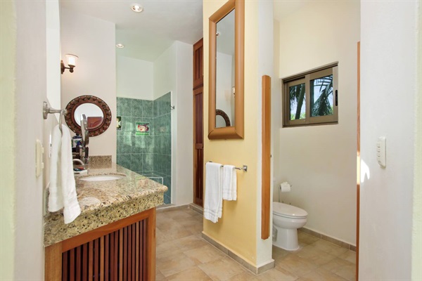 Main Foor Ensuite