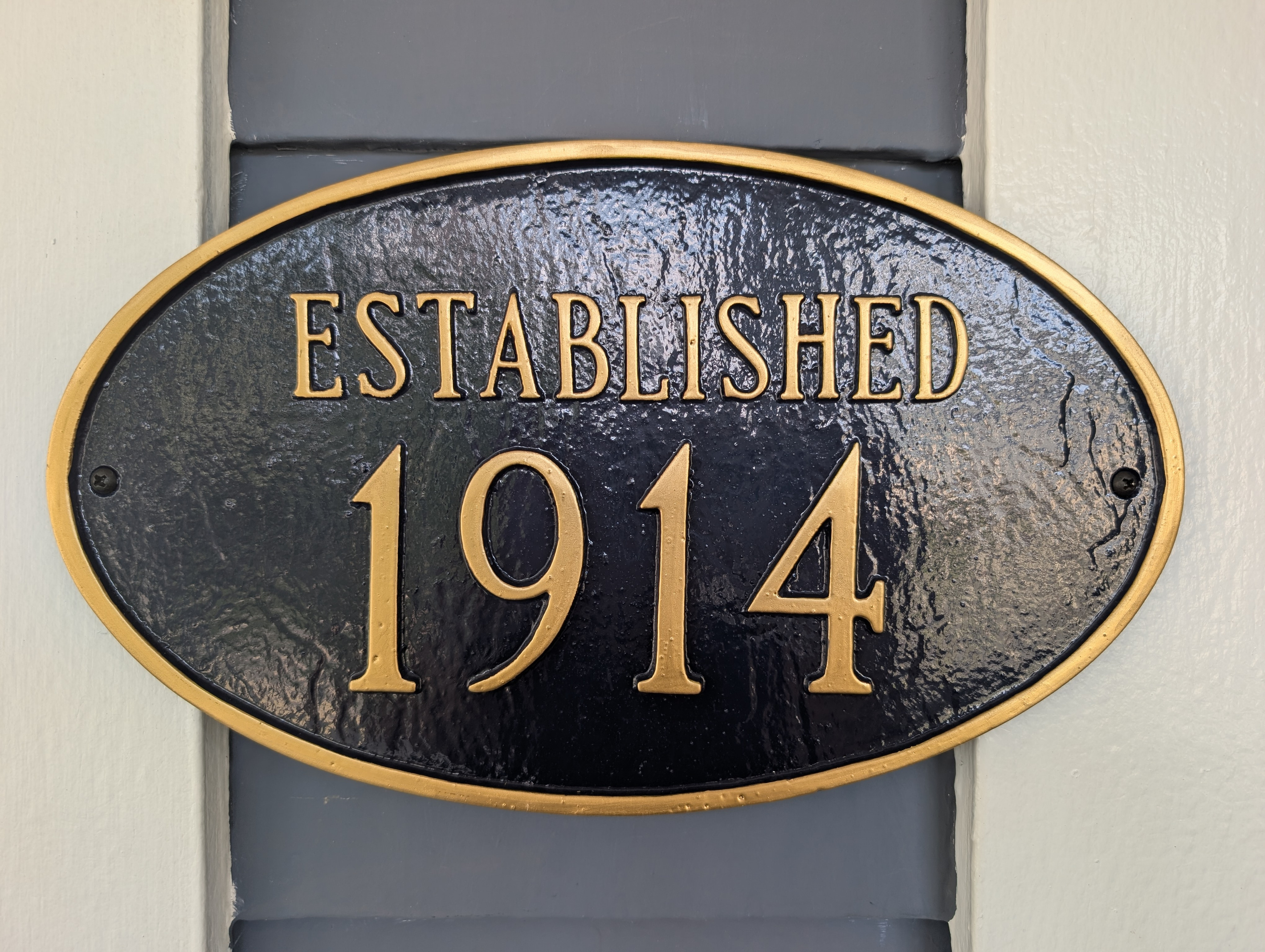 Vintage bungalow established 1914