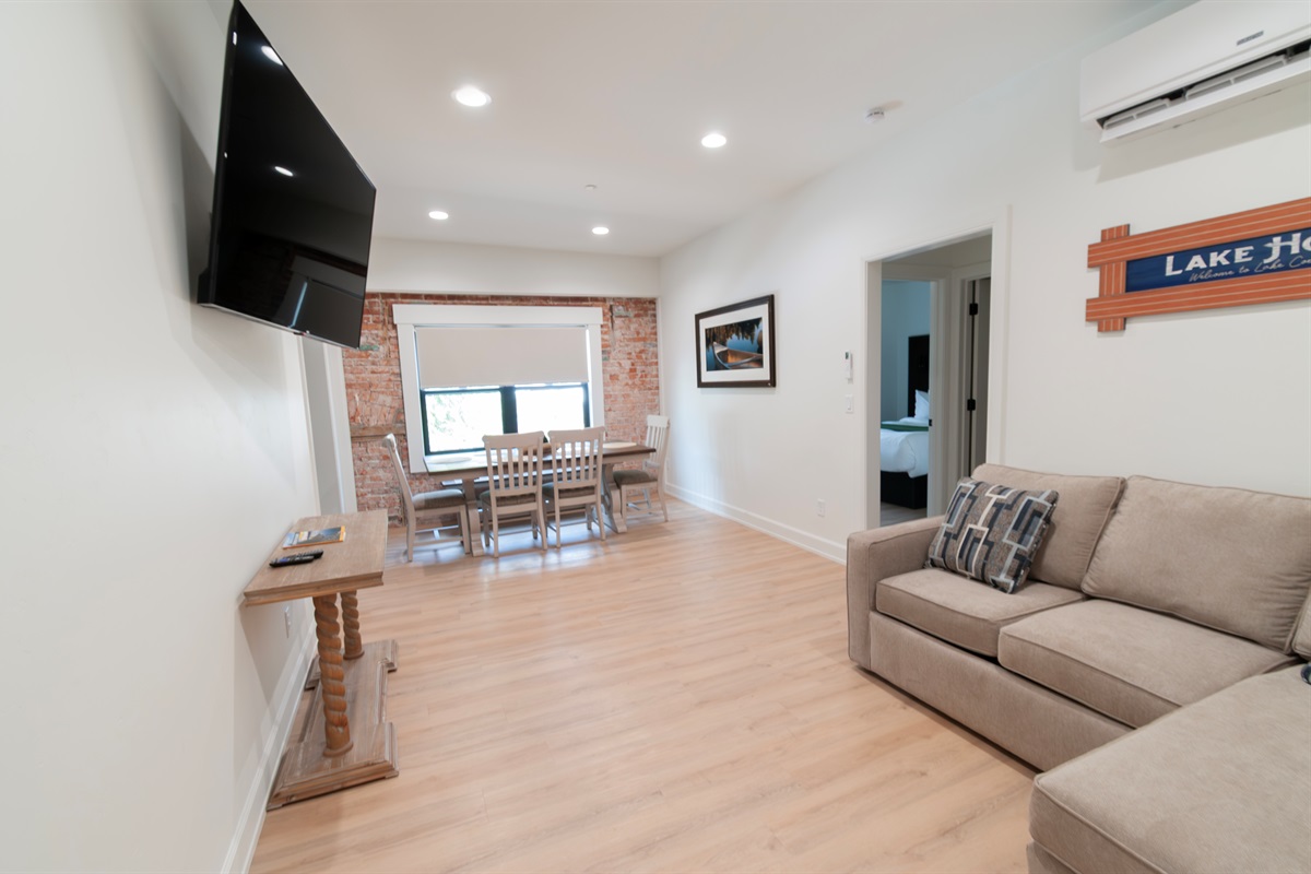 Living/Dining Area