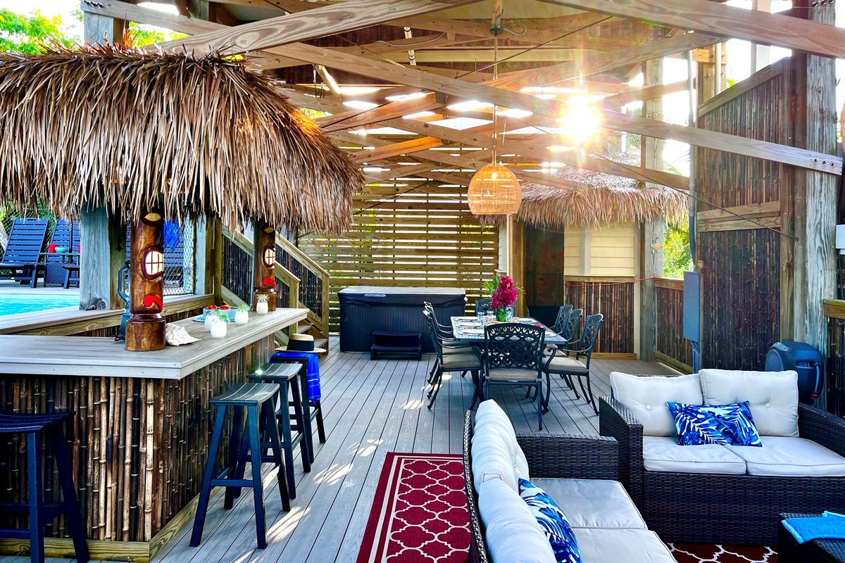 The whole gang will enjoy games at the sectional, dining at the expansive outdoor table, or grabbing a drink at the bar - yes, that is a swim-up bar, and yes, vacation just got better! 