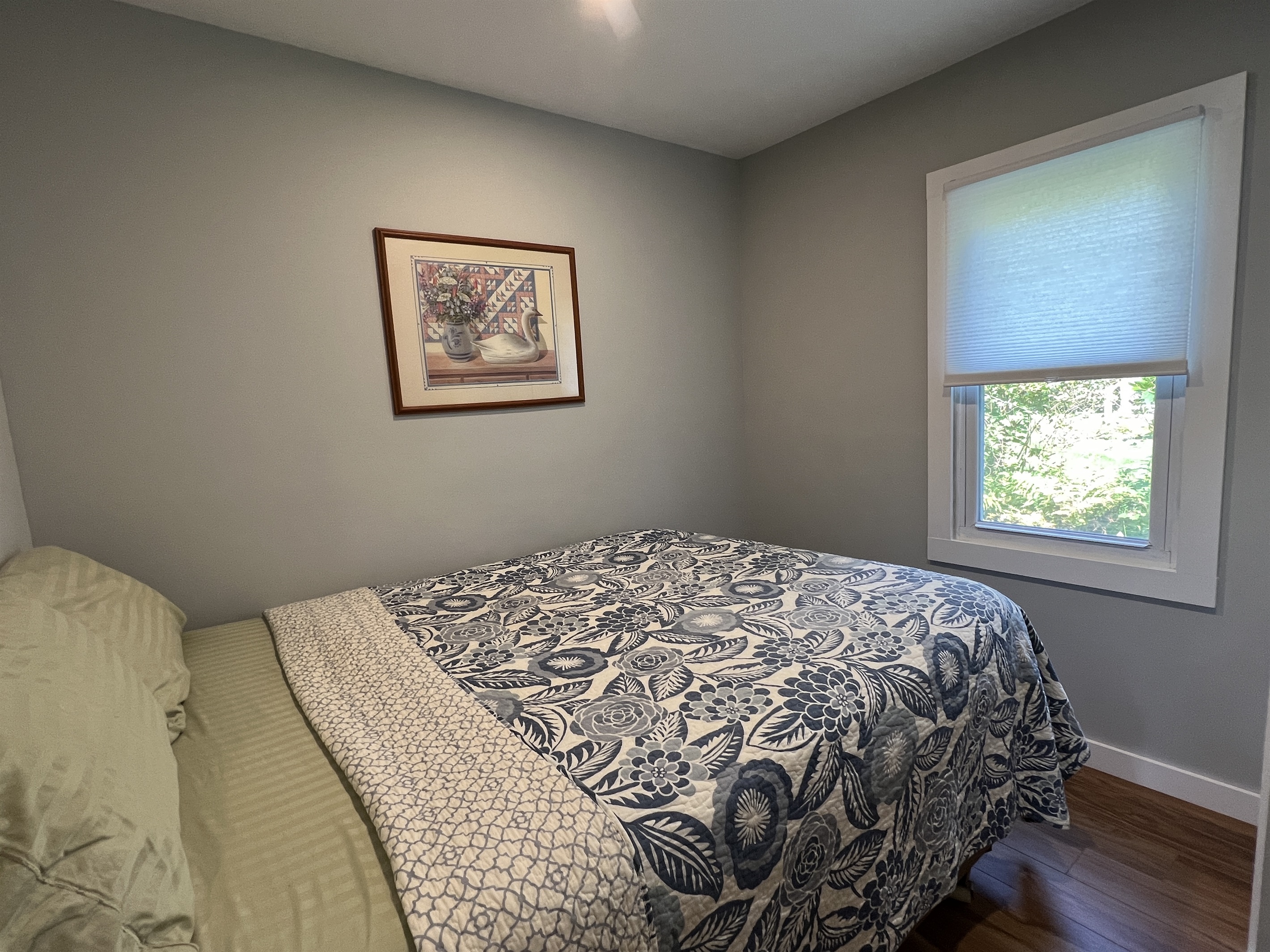 Queen bedroom #2