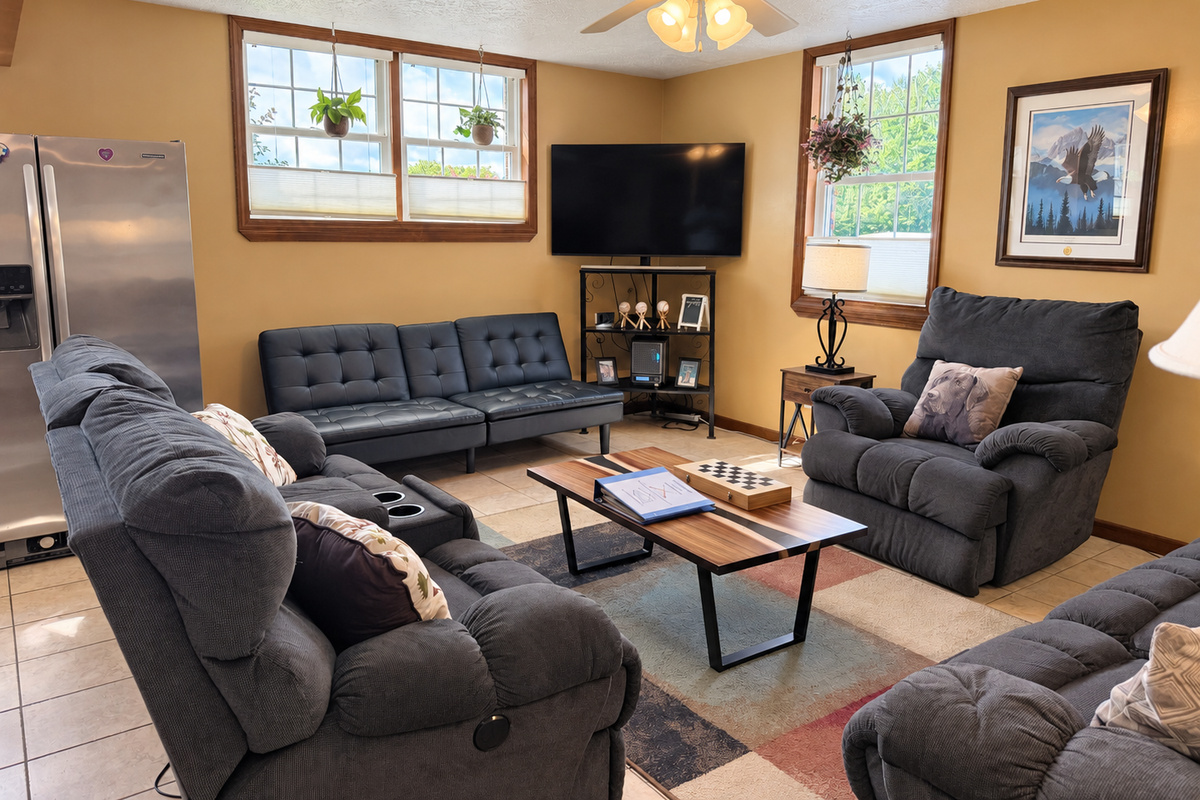 Living area with SmartTV