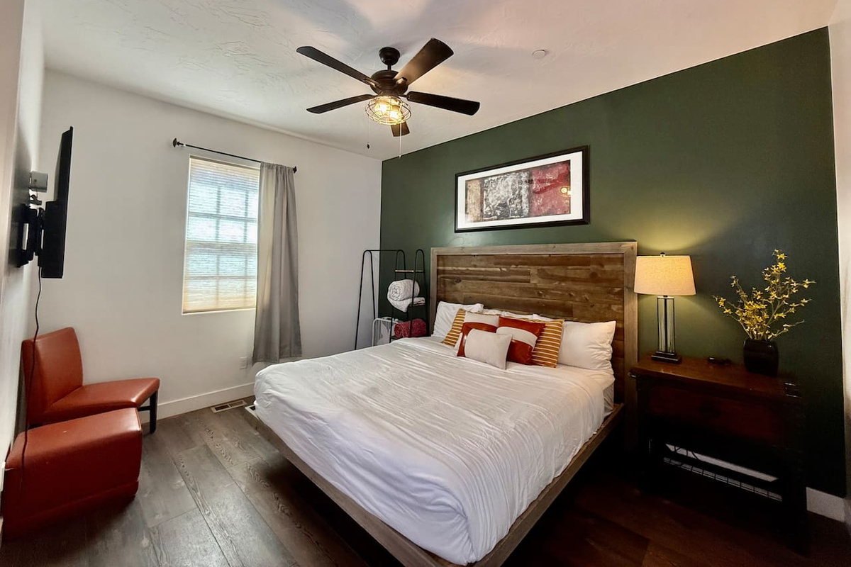 Bedroom