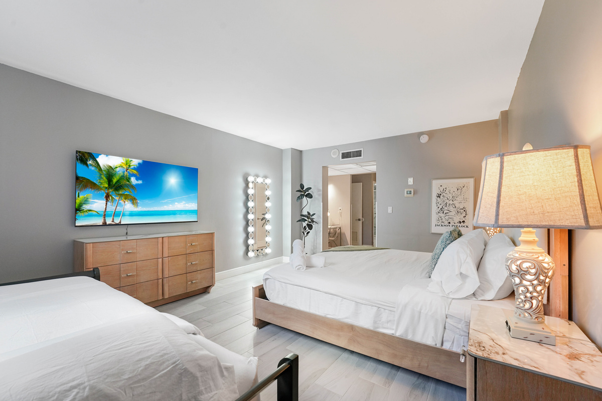 King Master Bedroom