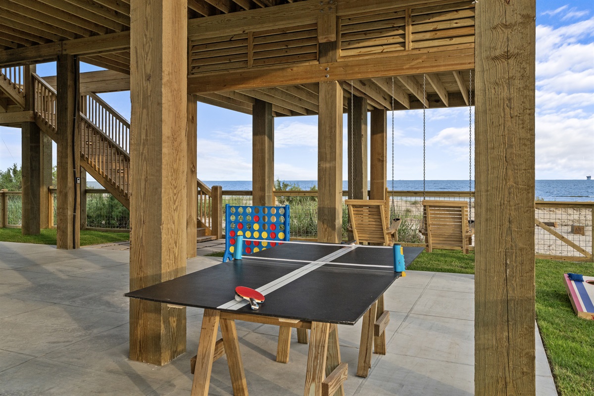 5d66946910274eb8a3fda9ee5aecf70a Large | Beachhouse | Texas | TX | Vacation Homes | Galveston | Crystal Beach | Kokomo | Breezy Days | Beachfront Elegance | Sunrise Serenity | Southern Sands Property Management, LLC