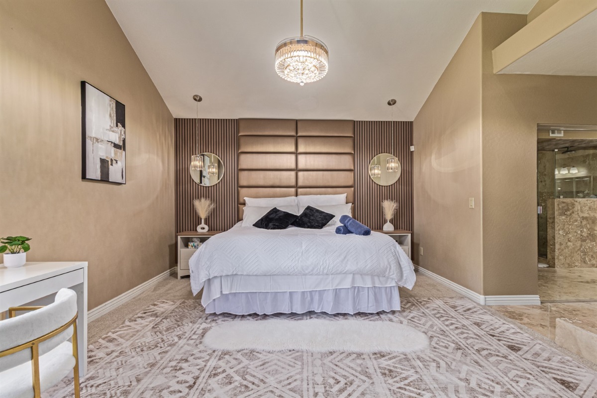 Master King Bed