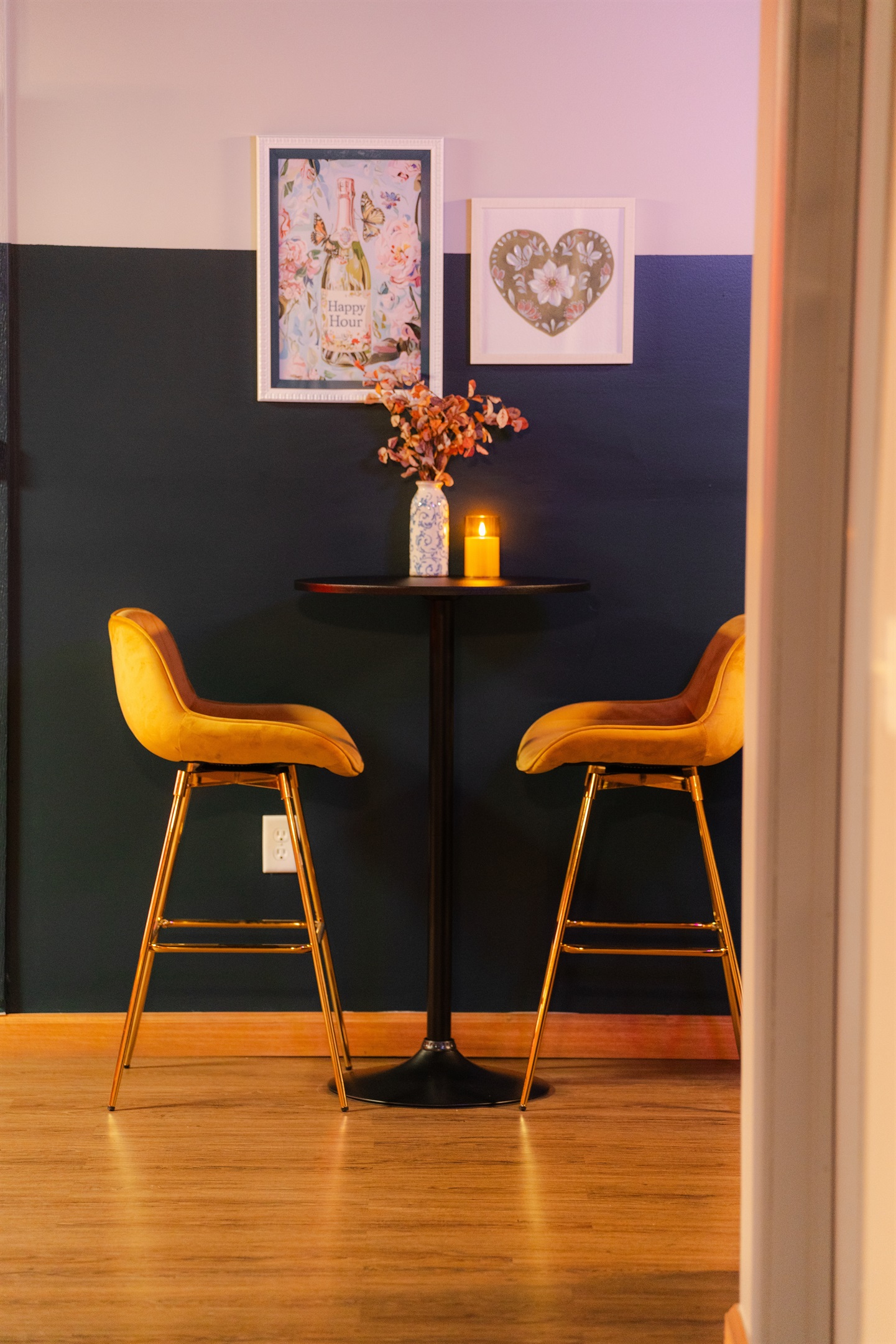 Cute little spot to sit, talk, or take a break.