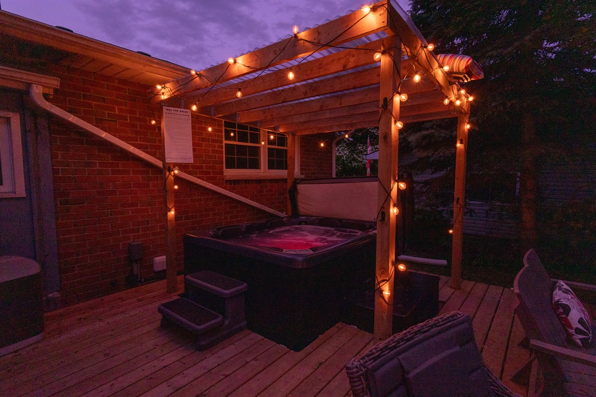 hot tub mood lighting