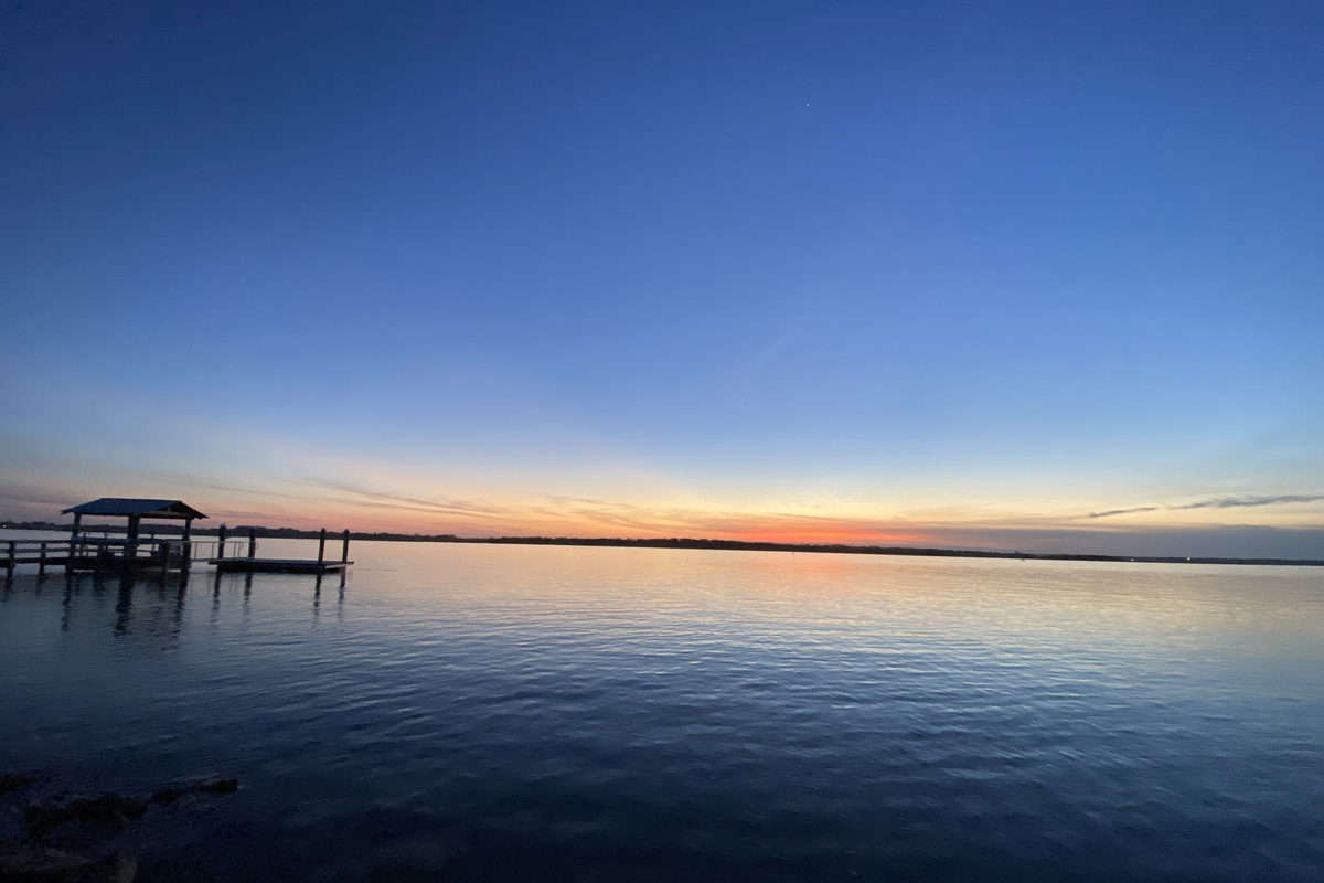 2 blocks away from inner coastal water with amazing sunset views