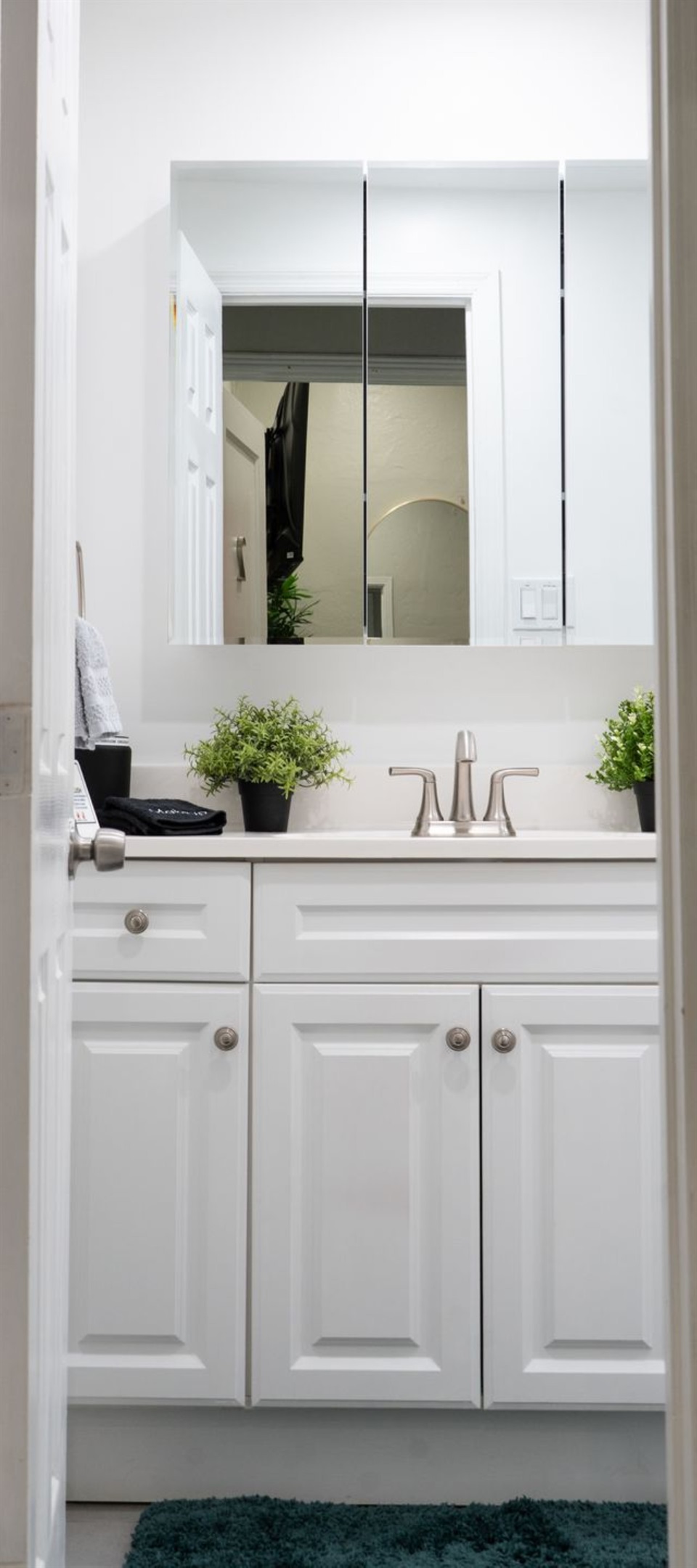 Bathroom - Entrance