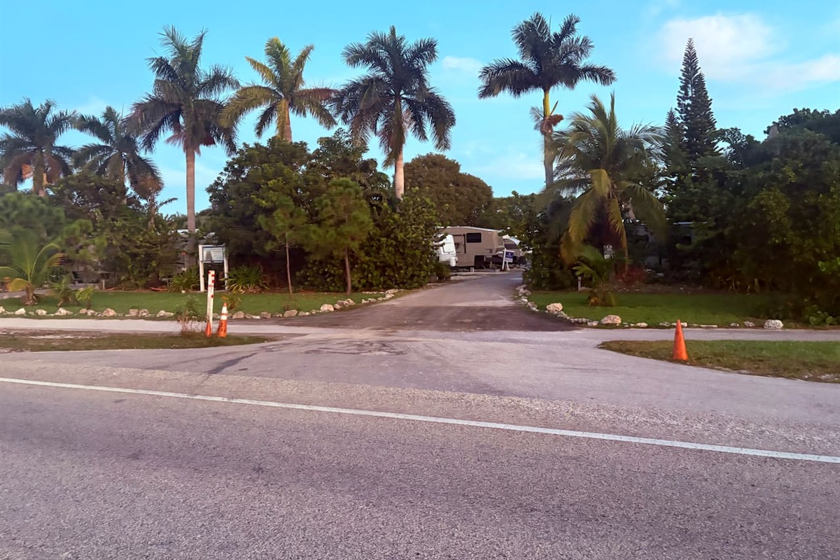Park is located on Rt 1 in Big Pine Key. Easy access to bus, grocery store, pharmacy, swimming, restaurants, biking trails, Blue Hole, Bahai Honda State Park & more!