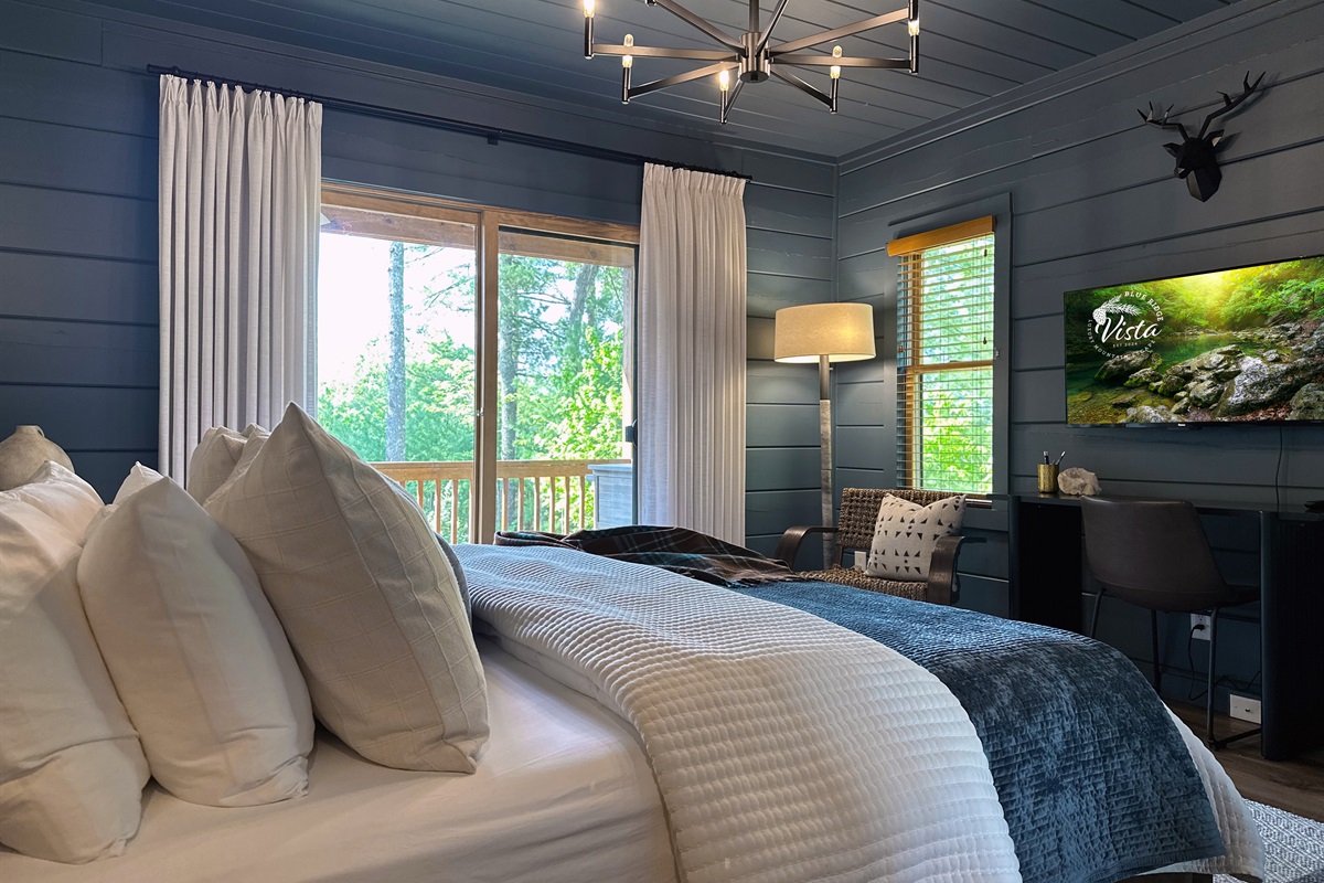 Where mountain calm meets curated comfort, perfect for a slow start to the day.