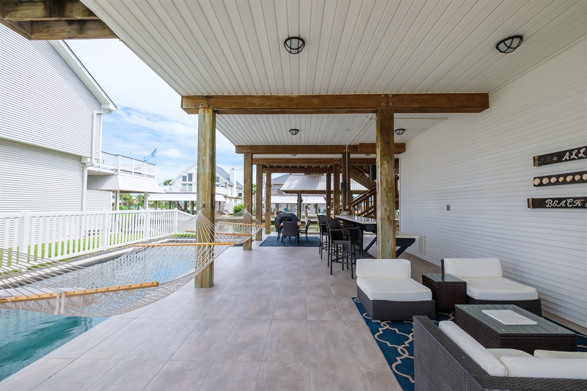 Downstairs lounging area, lots of space to hang out