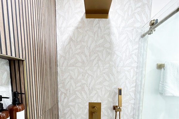 ✨ New spa-style shower with rainfall shower head and handheld, because you deserve it