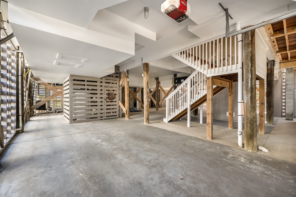 Garage | Beach Shelter | 3708 Palm Blvd | Isle of Palms, SC | IOP Escapes
