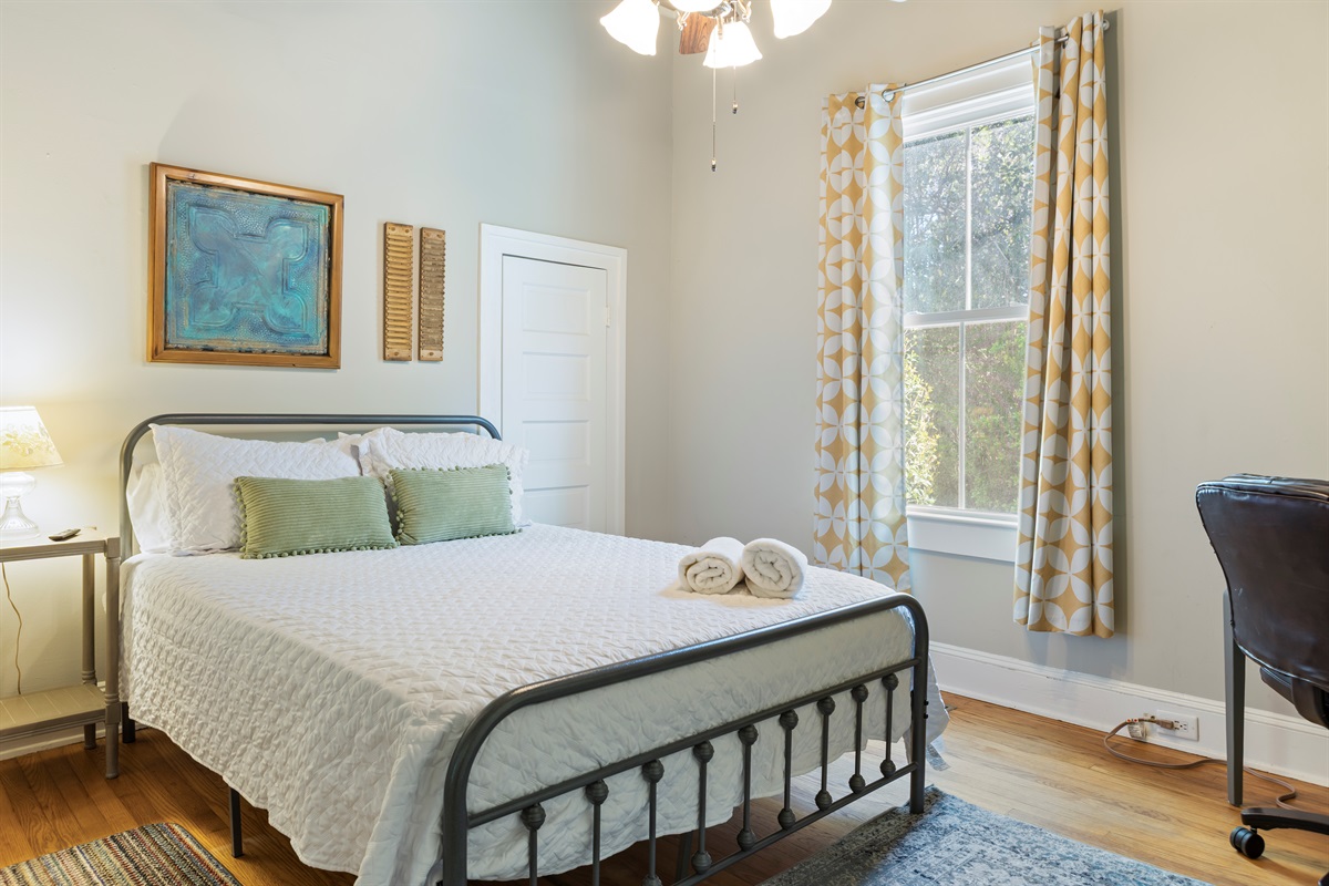 Enjoy a night of sleep - bedroom 3