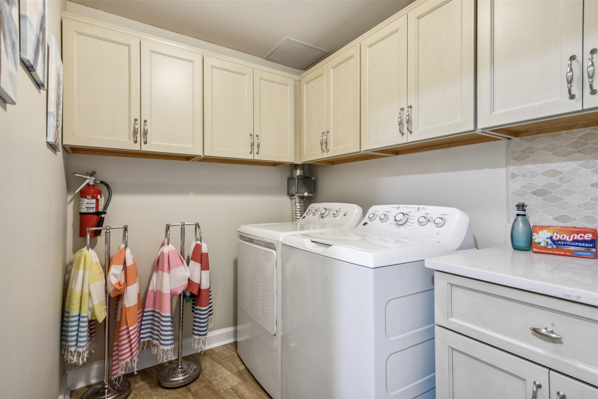 Full laundry room in unit. Beach towels provided!