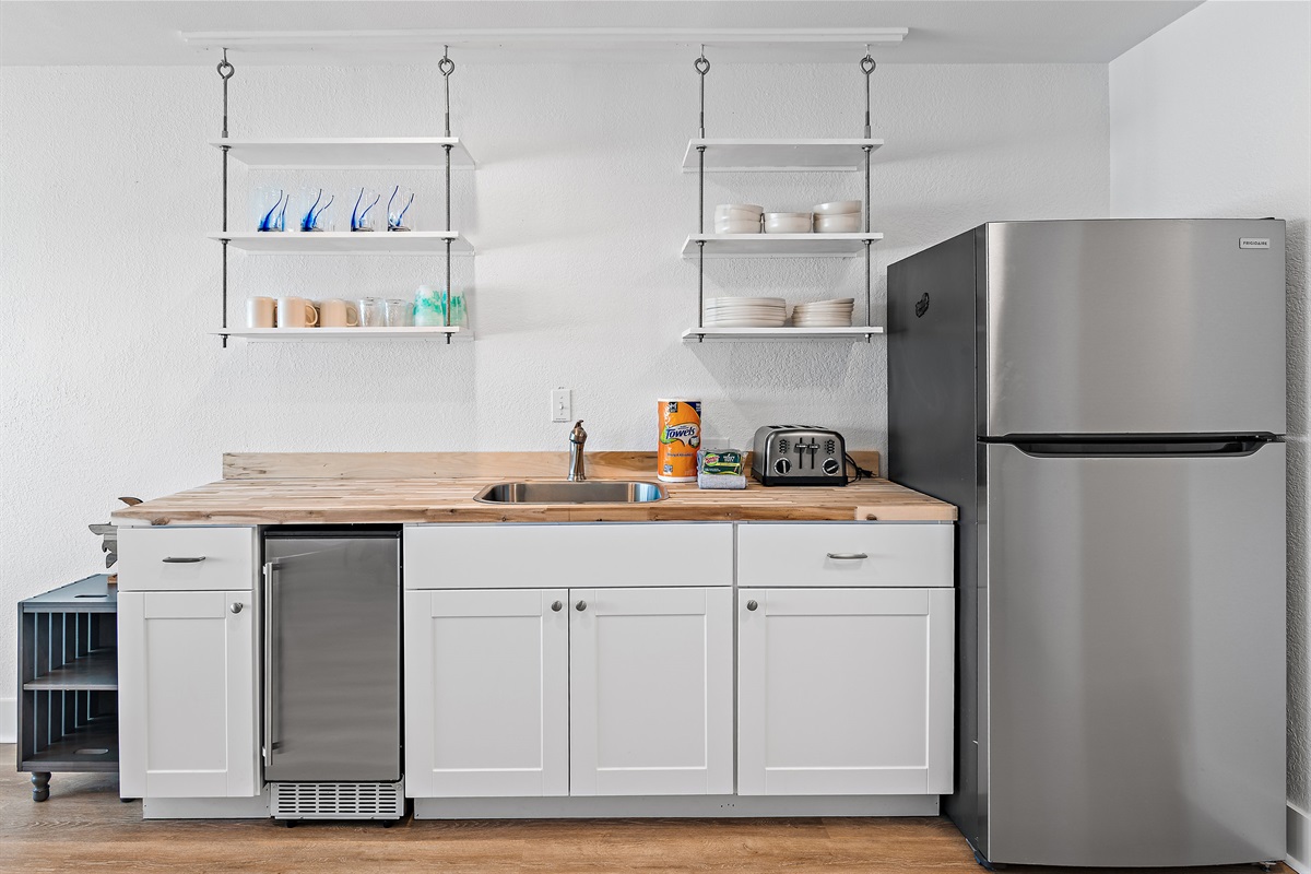 Sea Winds 8 - The 1st Floor features a Kitchenette with Cabinet Ice Maker and a large refrigerator! 