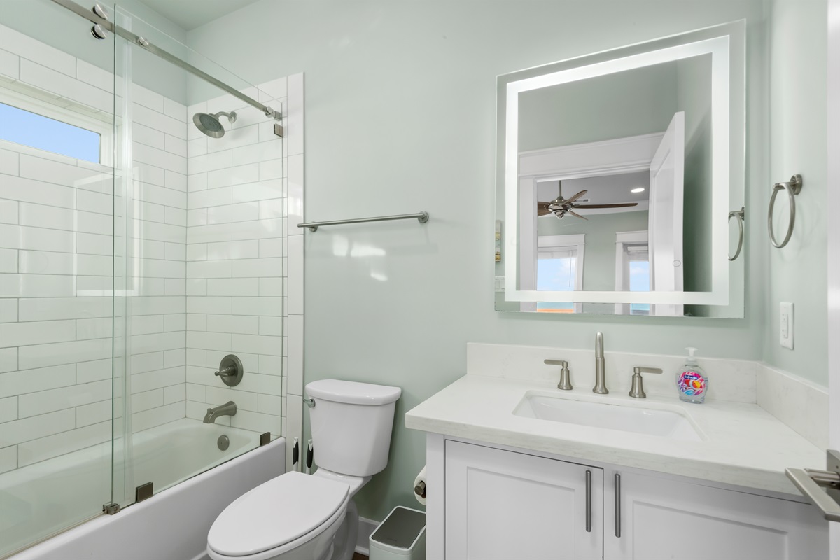 5e2d9a26d64e4f28b2ef2f399748ab90 Large | Beachhouse | Texas | TX | Vacation Homes | Galveston | Crystal Beach | Kokomo | Breezy Days | Beachfront Elegance | Sunrise Serenity | Southern Sands Property Management, LLC
