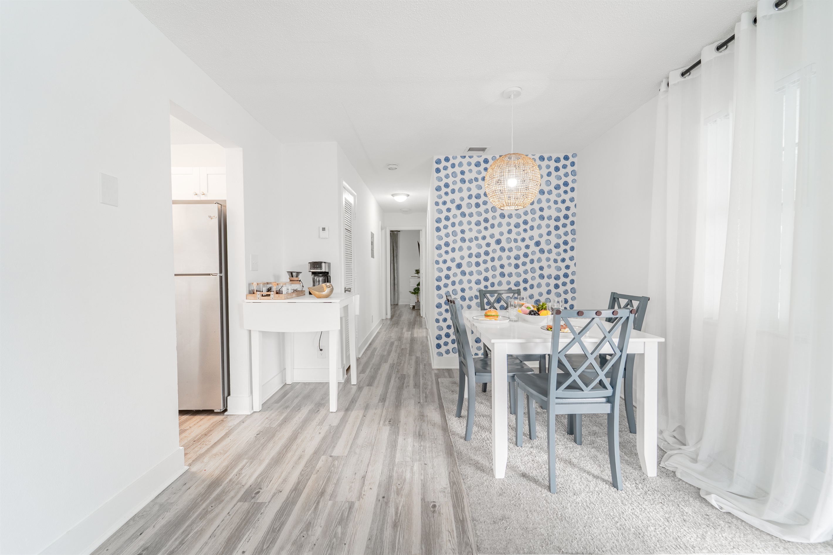 2 BD Condo - Sleeps 4 - Palm Wave Stays 6