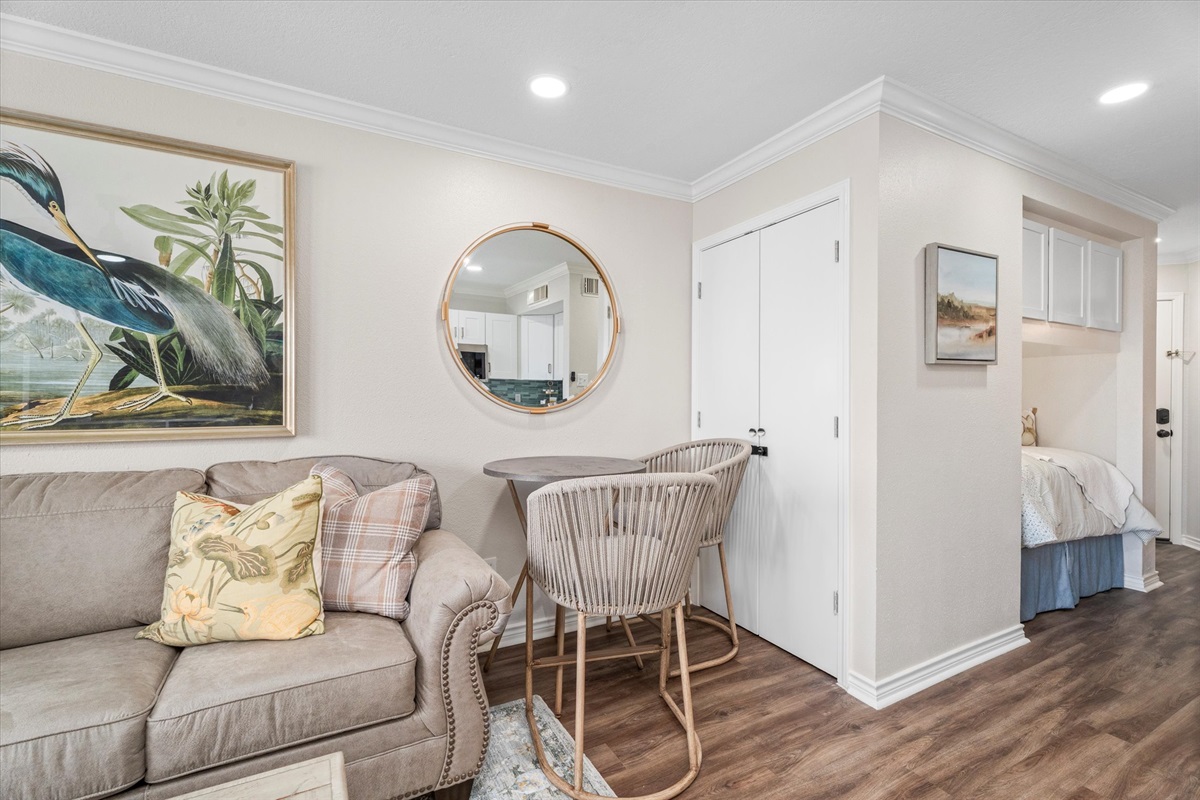 5e3875769a6a4f66b07a6f34a4307238 Large | Beachhouse | Texas | TX | Vacation Homes | Galveston | Crystal Beach | Kokomo | Breezy Days | Beachfront Elegance | Sunrise Serenity | Southern Sands Property Management, LLC