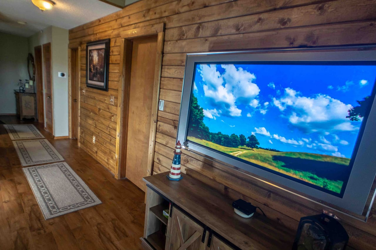 Spacious and newly remodeled for 2020