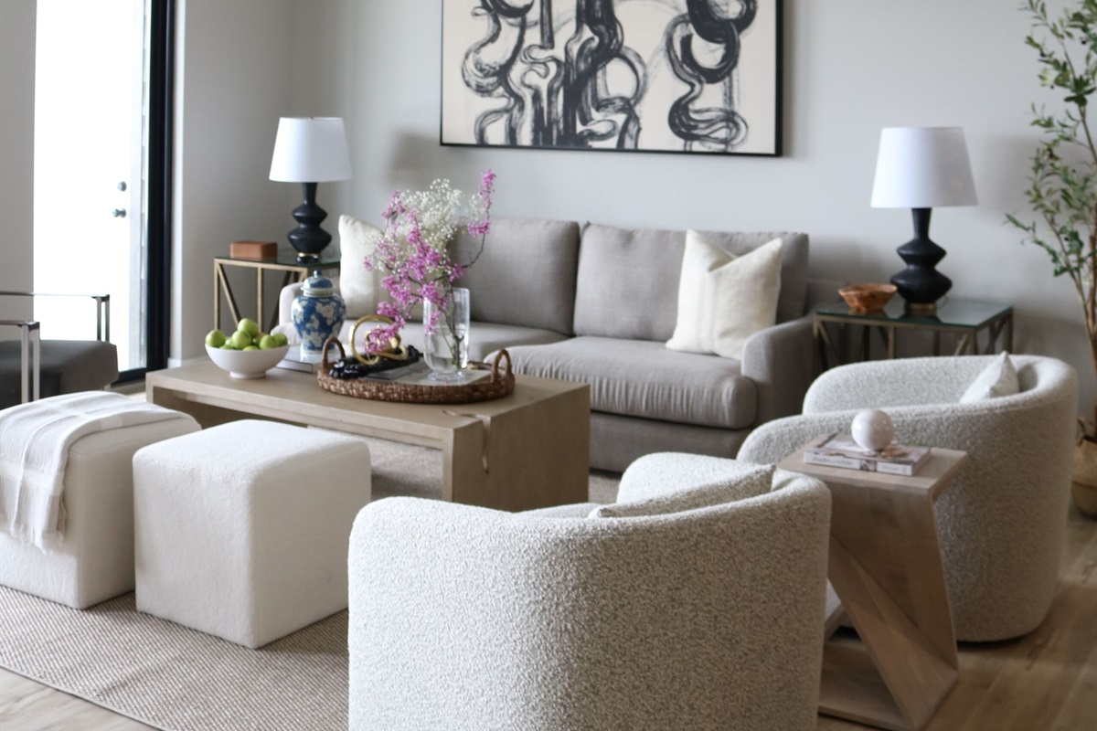 Living Room Area with extra seating