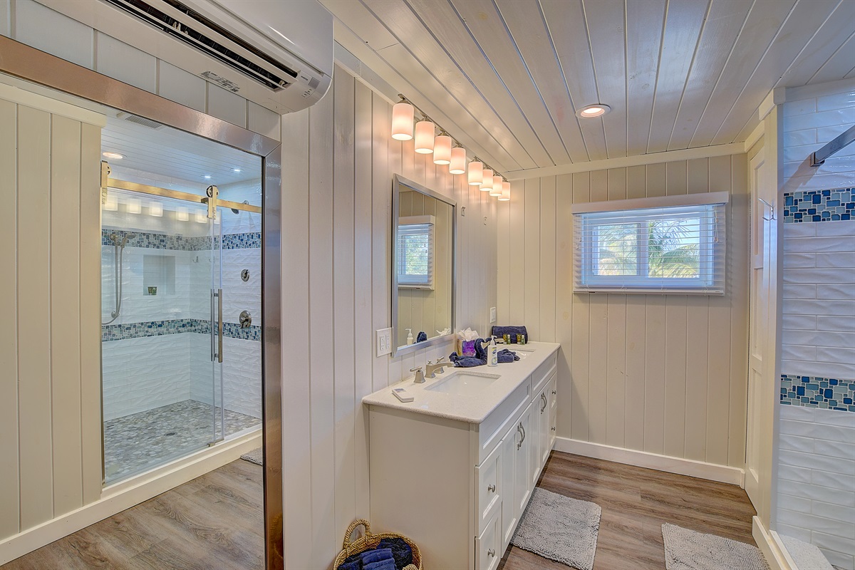 LOWER LEVEL BATHROOM