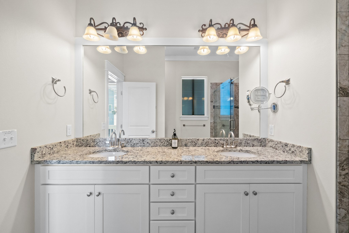 2nd floor master bath