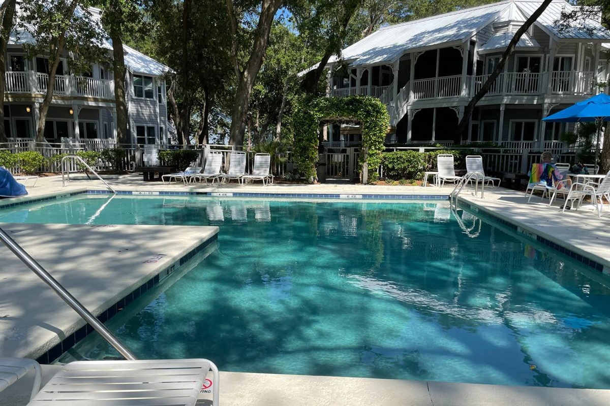 Community pool with hot tub and bath house