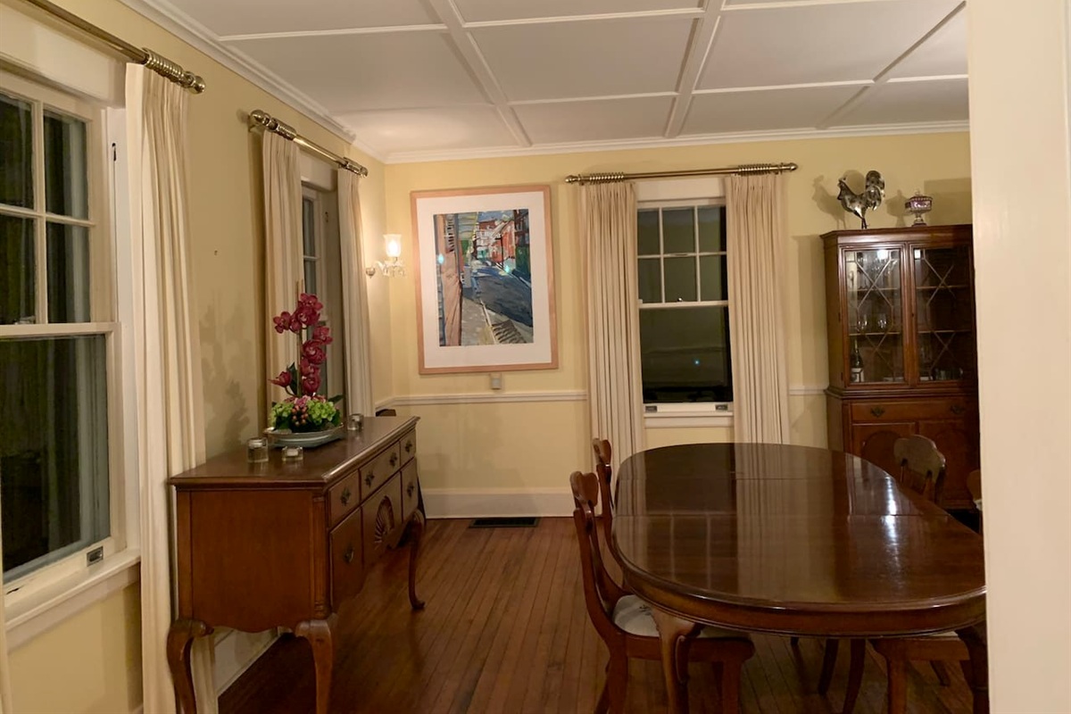 Dining room- Table seats 10 people 