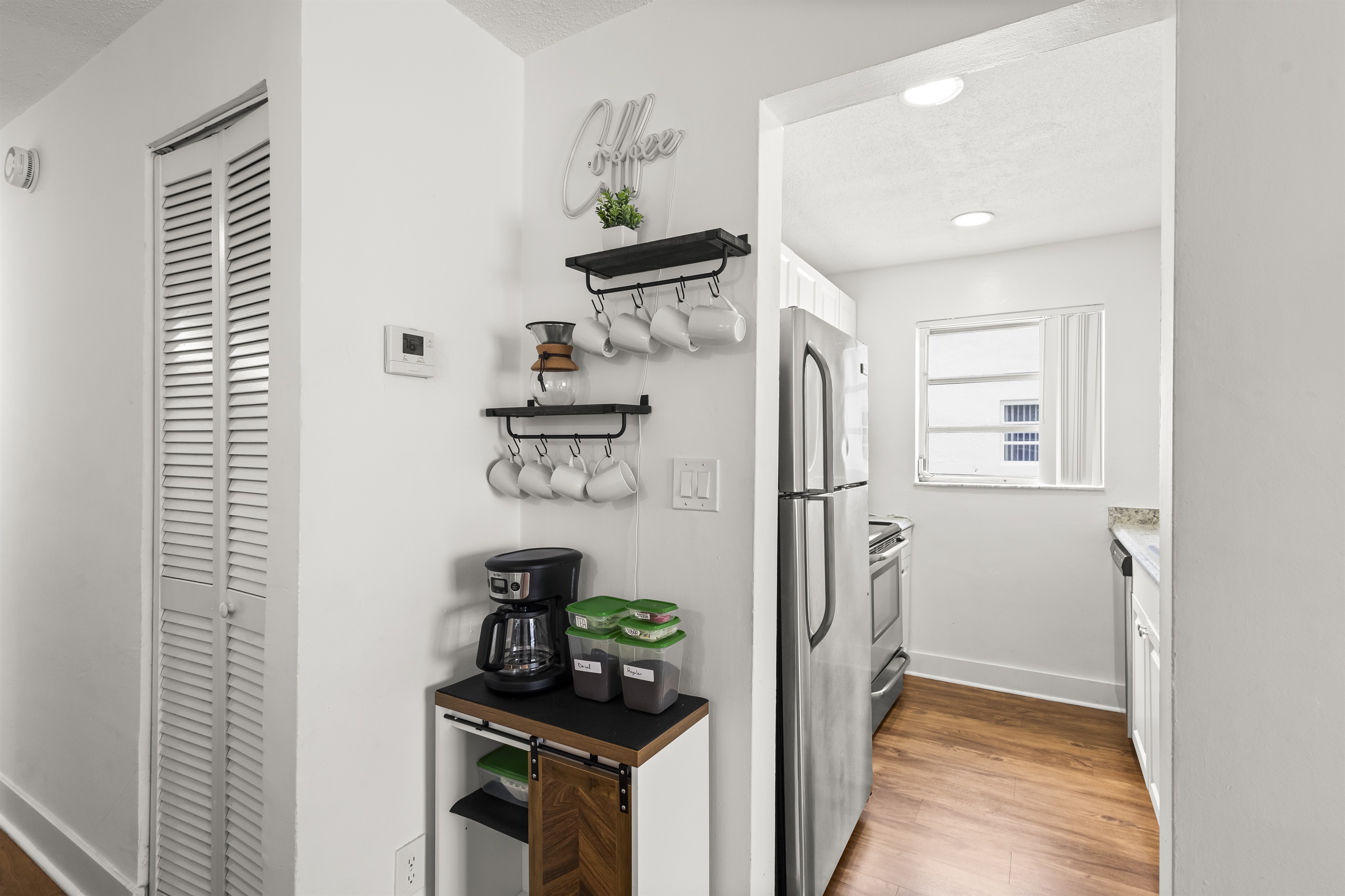 Beautiful Family Friendly Condo – Palm Wave Stays 5