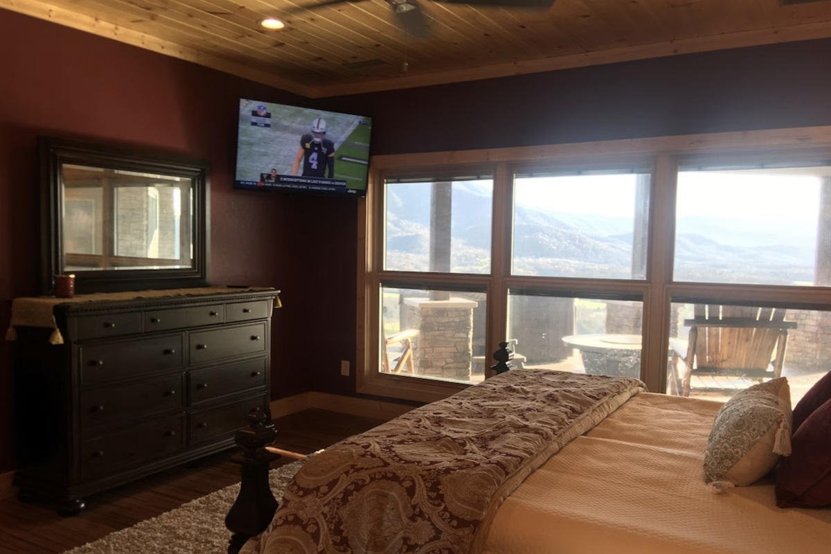 Imagine waking up to gorgeous views every morning.