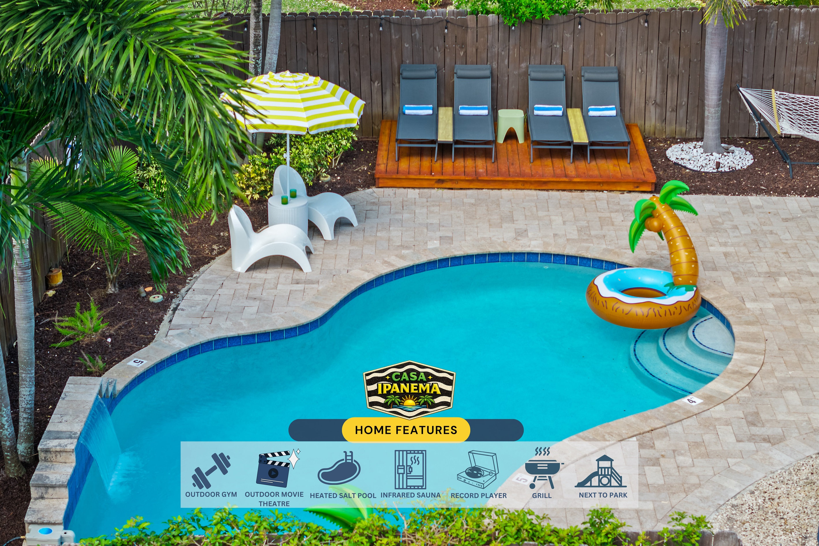 Spend relaxing days in the heated saltwater pool under the Florida sun! ☀️🏊