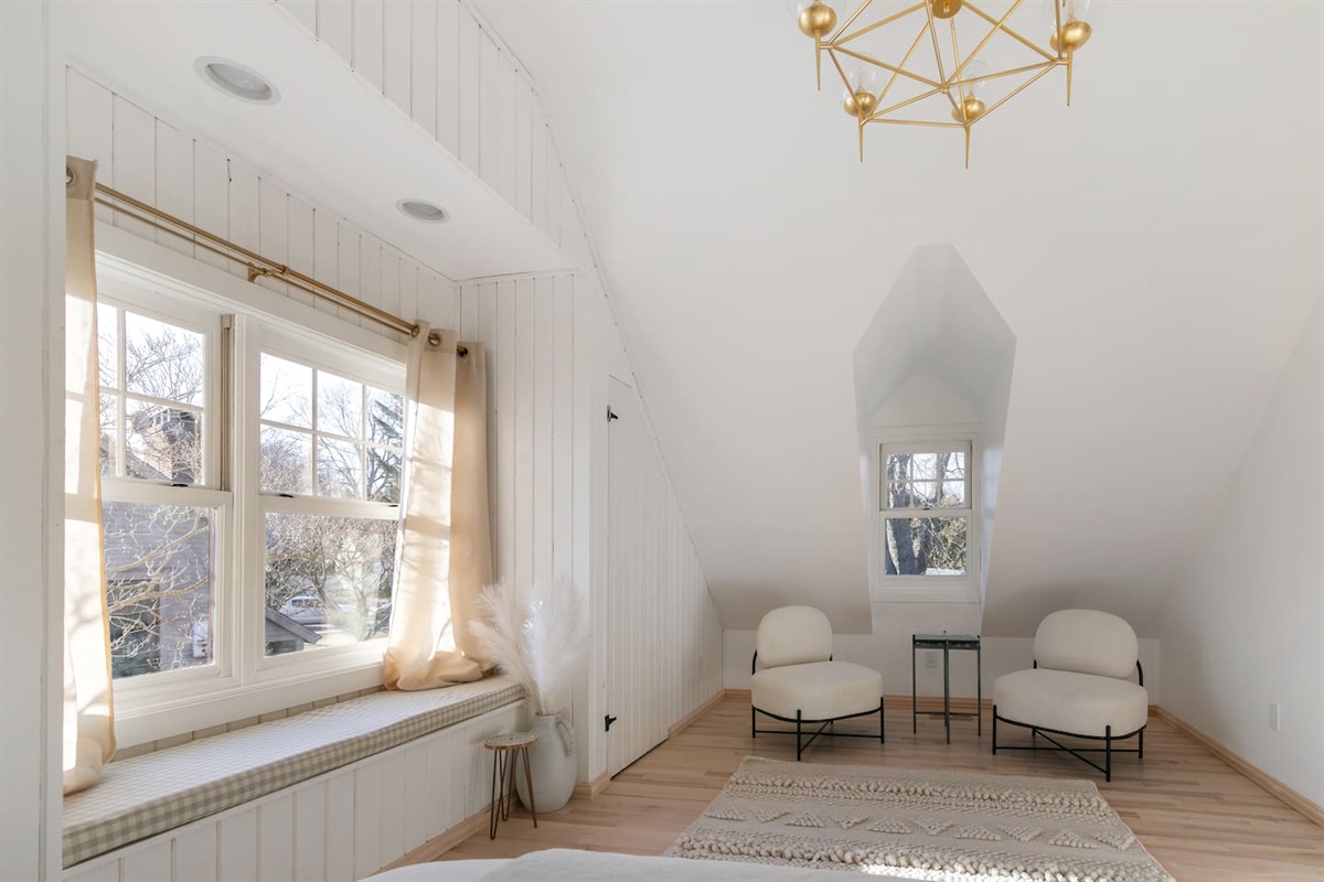 Bedroom sitting area