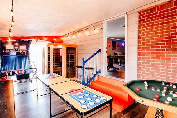 Game On: Test Your Skills with Arcade Basketball, Beer Pong, and Bumper Pool Fun! 🏀🍻🎱
