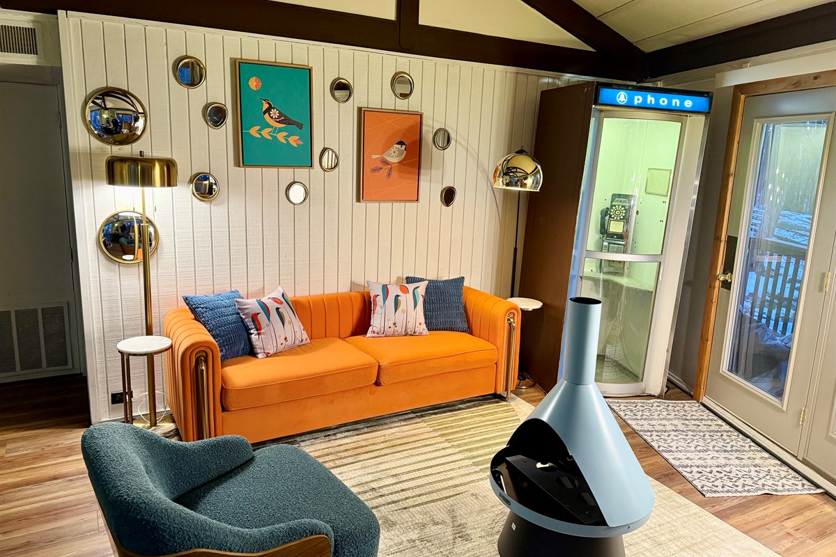Fun phone booth, living room with retro vibes