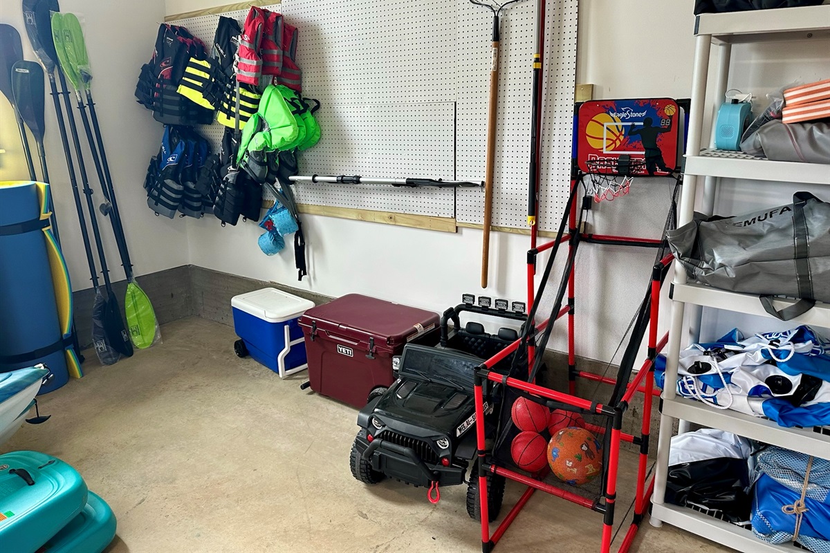 Fun for all ages! Coolers for your day on the water, life jackets for safe adventures, and indoor/outdoor games for downtime.