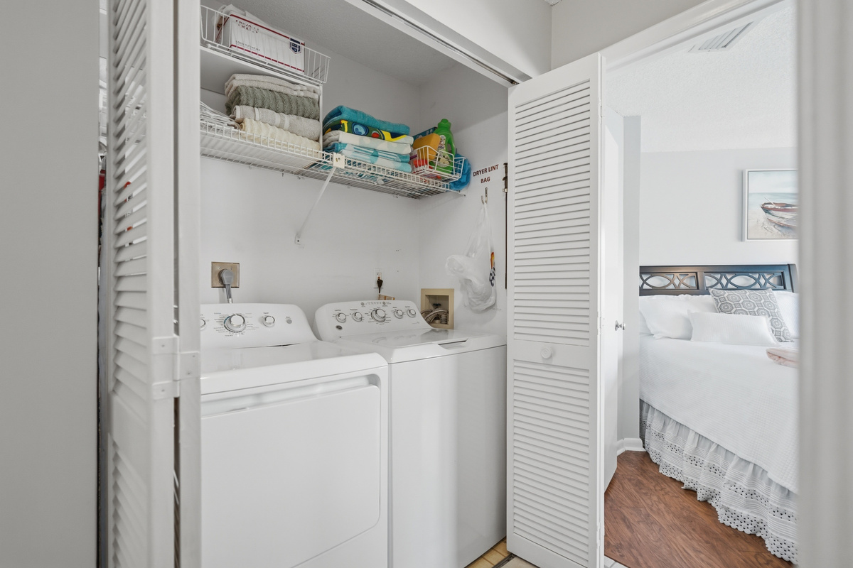 Washer & dryer