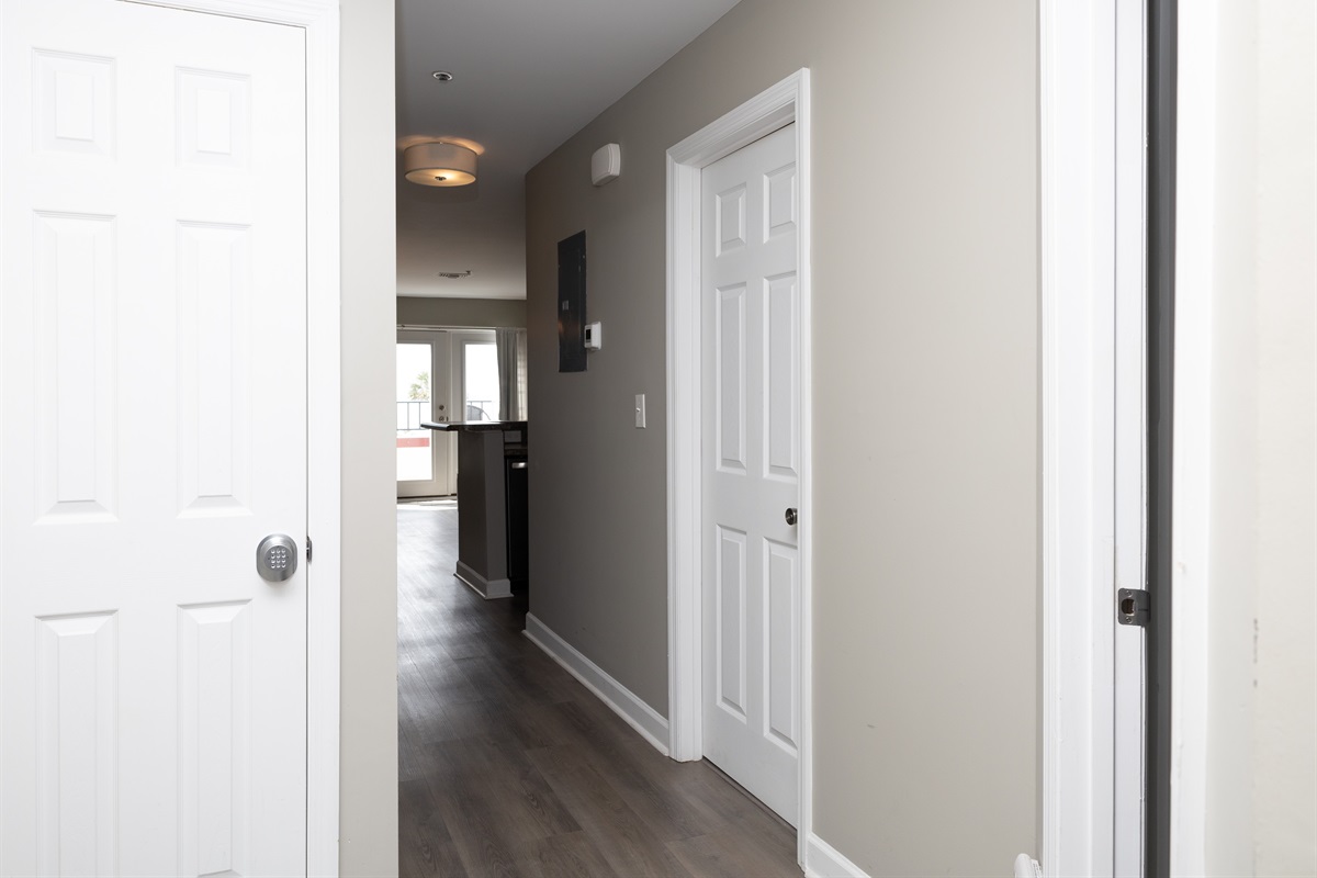 Hallway leading out to kitchen