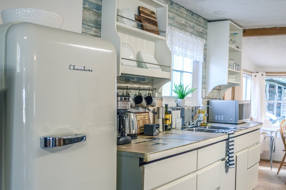New retro fridge with freezer