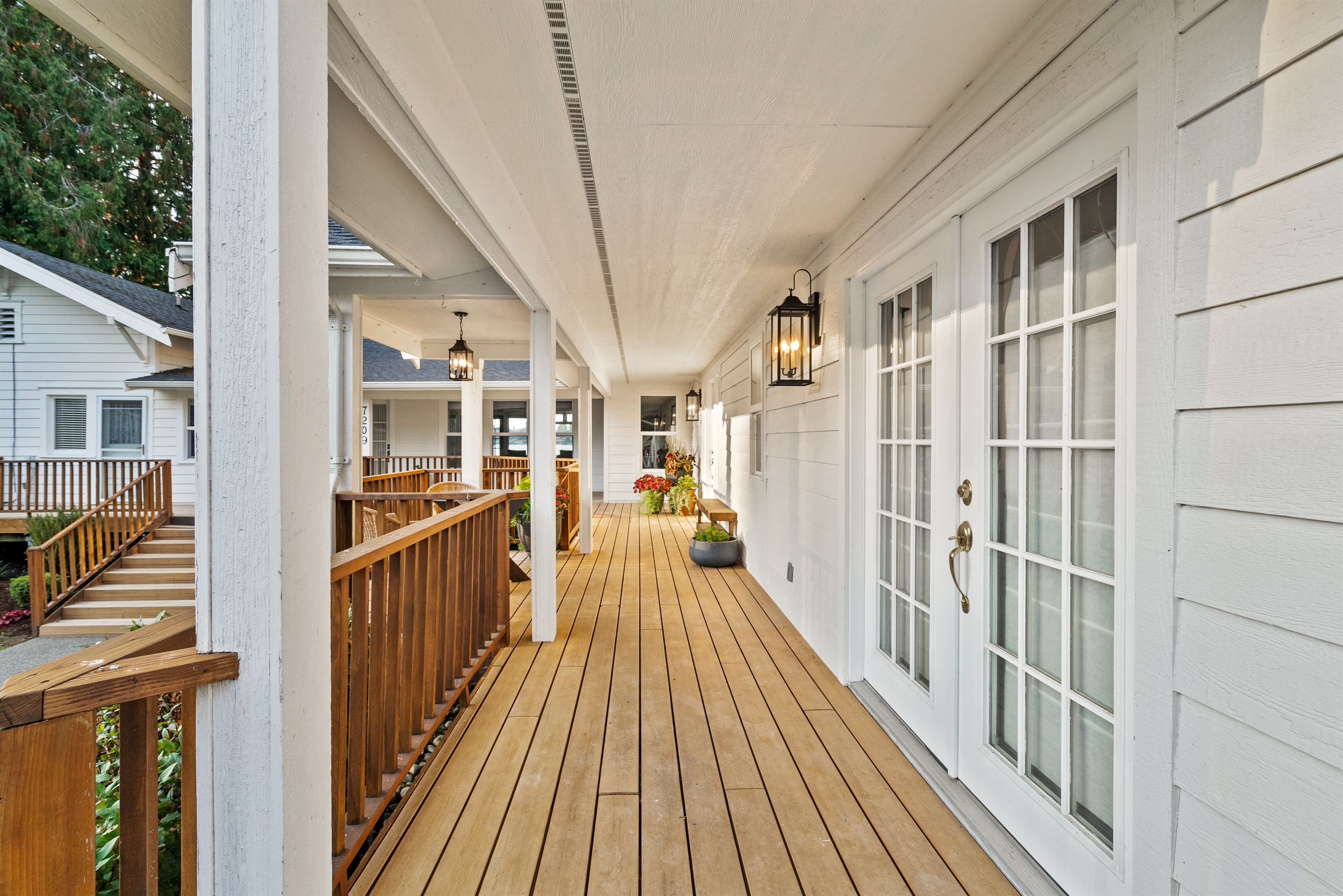 Enjoy morning sun off the primary suite sipping coffee/tea. "The veranda"