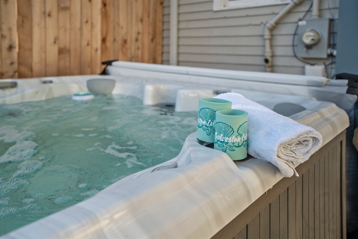 5ef9b517f973486b9d5c85e7f9262aac Large | Beachhouse | Texas | TX | Vacation Homes | Galveston | Crystal Beach | Kokomo | Breezy Days | Beachfront Elegance | Sunrise Serenity | Southern Sands Property Management, LLC