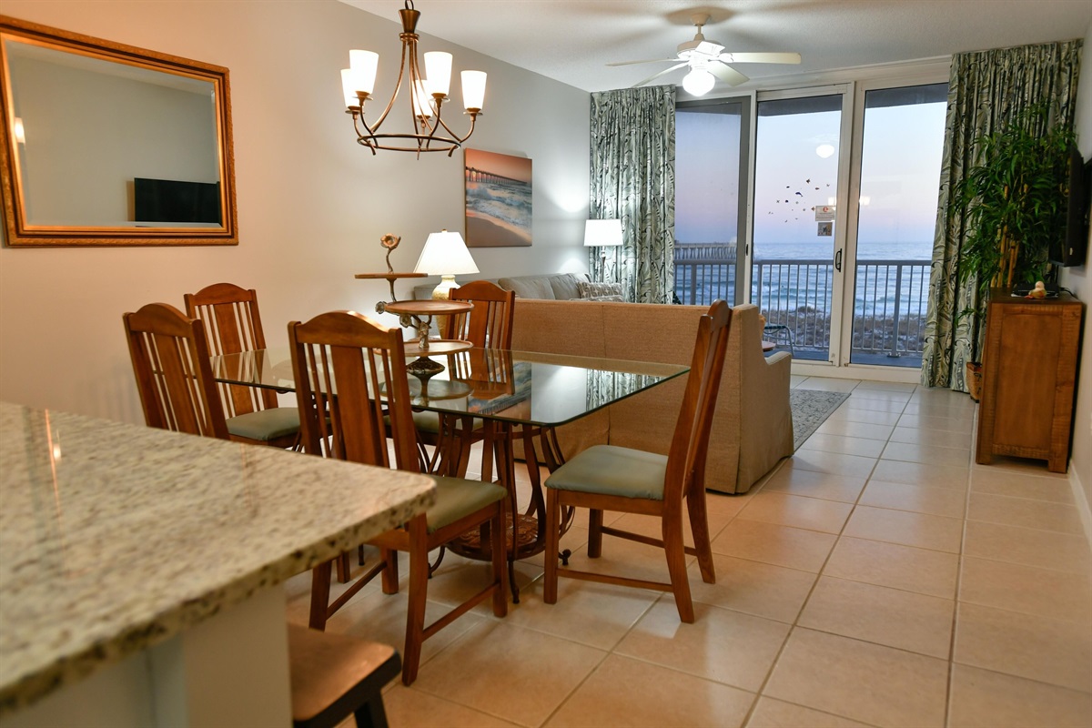 Dining Room with space for up to 6 guests